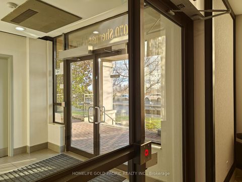 Photo 9 at 818 - 1070 Sheppard Avenue W, York University Heights, Toronto