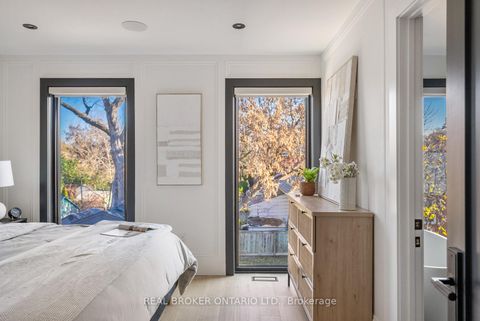 Photo 17 at 203 Oak Park Avenue, Lumsden, Toronto