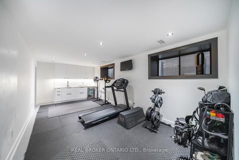 Photo 31 at 203 Oak Park Avenue, Lumsden, Toronto