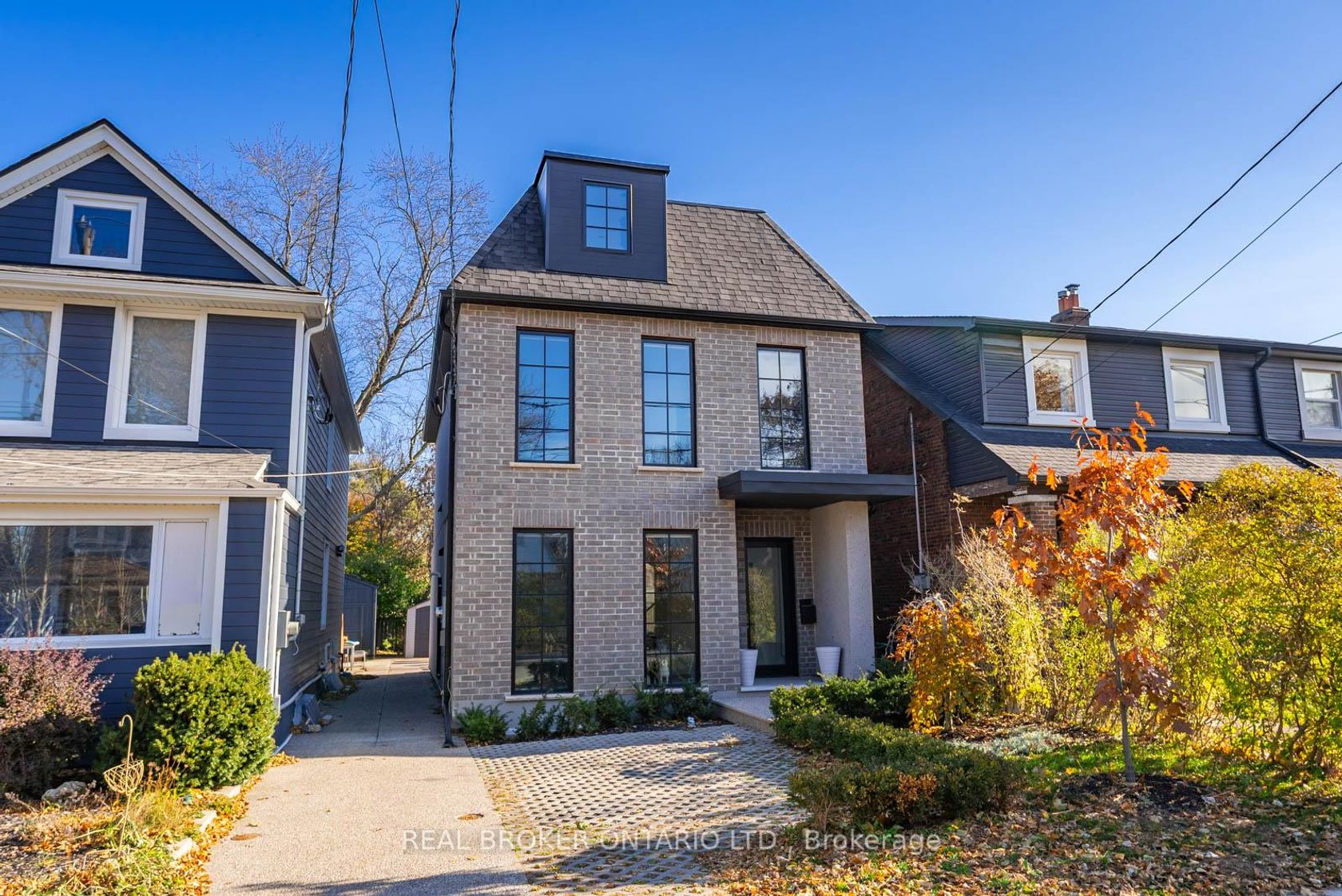 203 Oak Park Avenue, Lumsden, Toronto 