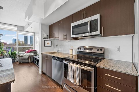 Photo 4 at 616 - 11 Superior Avenue, Mimico, Toronto