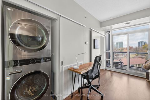 Photo 13 at 616 - 11 Superior Avenue, Mimico, Toronto