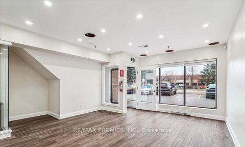 Photo 1 at 20 - 80 Carlauren Road, East Woodbridge, Vaughan