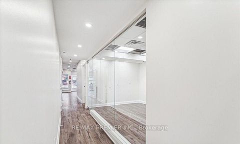 Photo 7 at 20 - 80 Carlauren Road, East Woodbridge, Vaughan