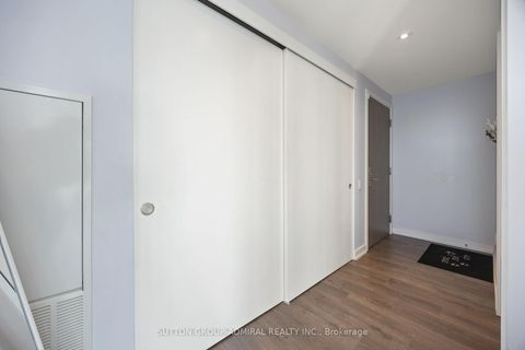 Photo 2 at 3309 - 161 Roehampton Avenue, Mount Pleasant West, Toronto