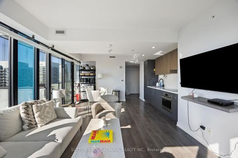 Photo 9 at 3309 - 161 Roehampton Avenue, Mount Pleasant West, Toronto