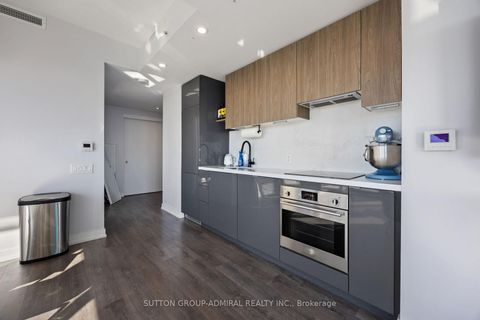 Photo 10 at 3309 - 161 Roehampton Avenue, Mount Pleasant West, Toronto