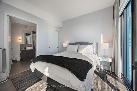 Photo 12 at 3309 - 161 Roehampton Avenue, Mount Pleasant West, Toronto