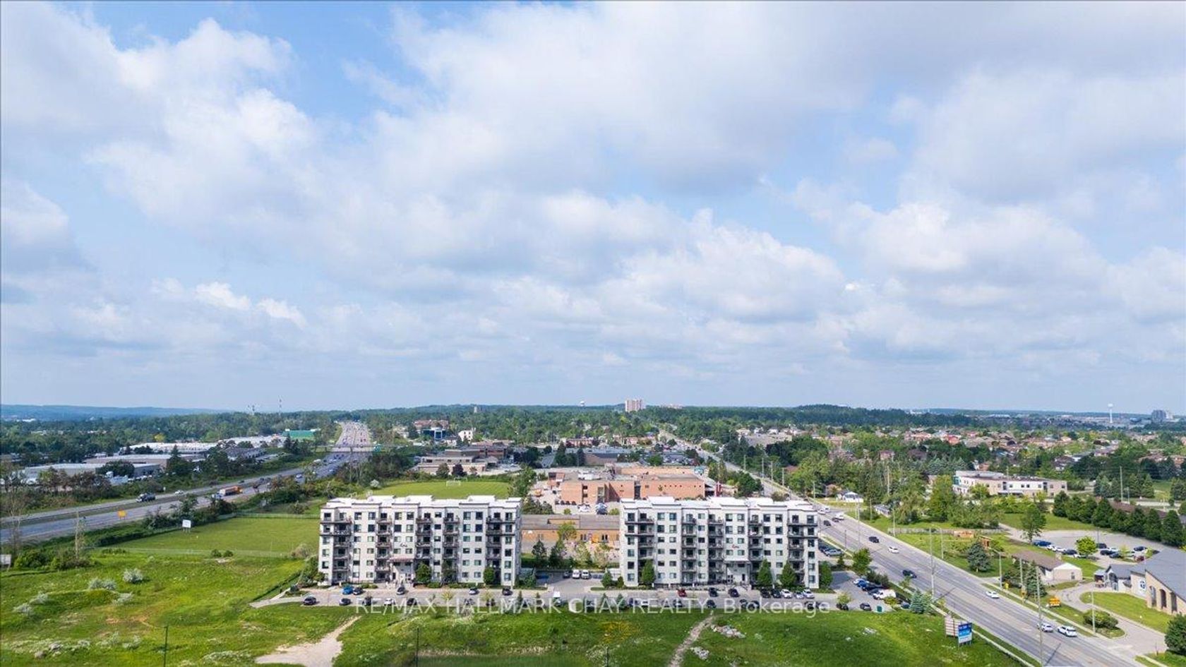 610 - 299 Cundles Road E, Alliance, Barrie photo number 2