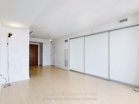 Photo 11 at 3911 - 85 Queens Wharf Road, Waterfront Communities C1, Toronto