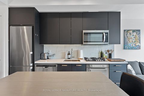 Photo 10 at 1203 - 458 Richmond Street W, Waterfront Communities C1, Toronto