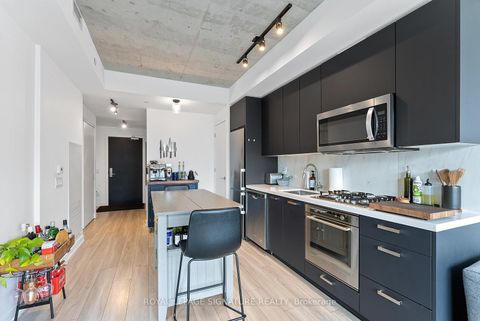 Photo 13 at 1203 - 458 Richmond Street W, Waterfront Communities C1, Toronto