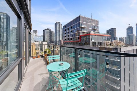 Photo 24 at 1203 - 458 Richmond Street W, Waterfront Communities C1, Toronto