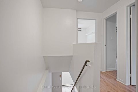 Photo 17 at 72 - 94 Plum Tree Way, Branson, Toronto