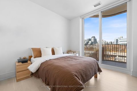 Photo 12 at 831 - 155 Merchants' Wharf, Waterfront Communities C8, Toronto