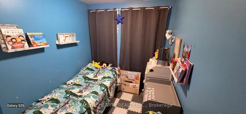 Photo 17 at 3 - 163 William Duncan Road, CFB, Toronto