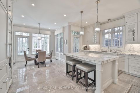 Photo 9 at 144 Brooke Street, Yorkhill, Vaughan