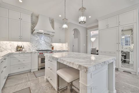 Photo 11 at 144 Brooke Street, Yorkhill, Vaughan