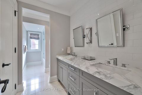 Photo 29 at 144 Brooke Street, Yorkhill, Vaughan