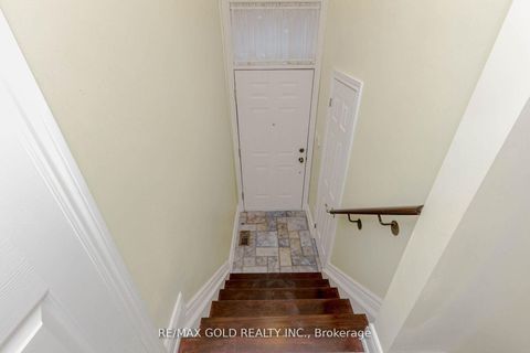 Photo 4 at 24 Wallace Street, West Woodbridge, Vaughan