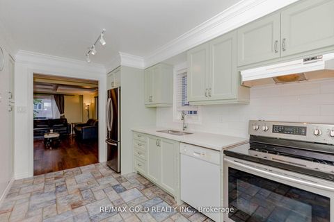 Photo 14 at 24 Wallace Street, West Woodbridge, Vaughan