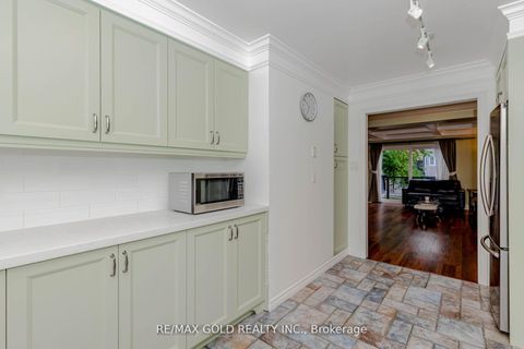 Photo 15 at 24 Wallace Street, West Woodbridge, Vaughan