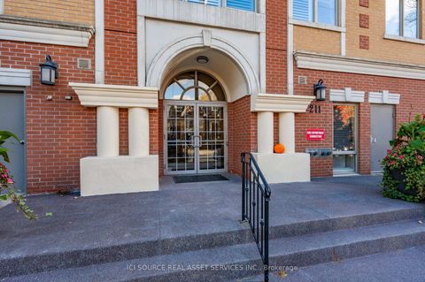 Photo 1 at 316 - 211 Randolph Road, Leaside, Toronto