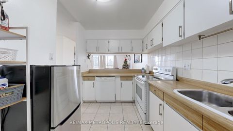 Photo 10 at 713 - 10 Martha Eaton Way, Amesbury, Toronto