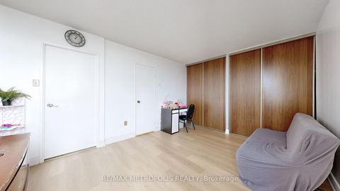 Photo 15 at 713 - 10 Martha Eaton Way, Amesbury, Toronto