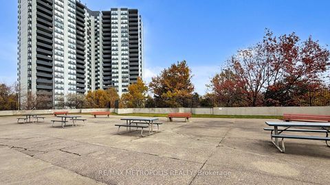 Photo 31 at 713 - 10 Martha Eaton Way, Amesbury, Toronto