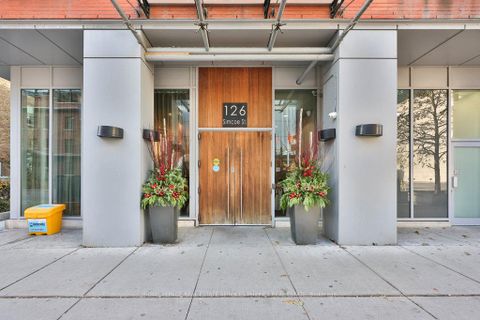 Photo 1 at 705 - 126 Simcoe Street, Waterfront Communities C1, Toronto