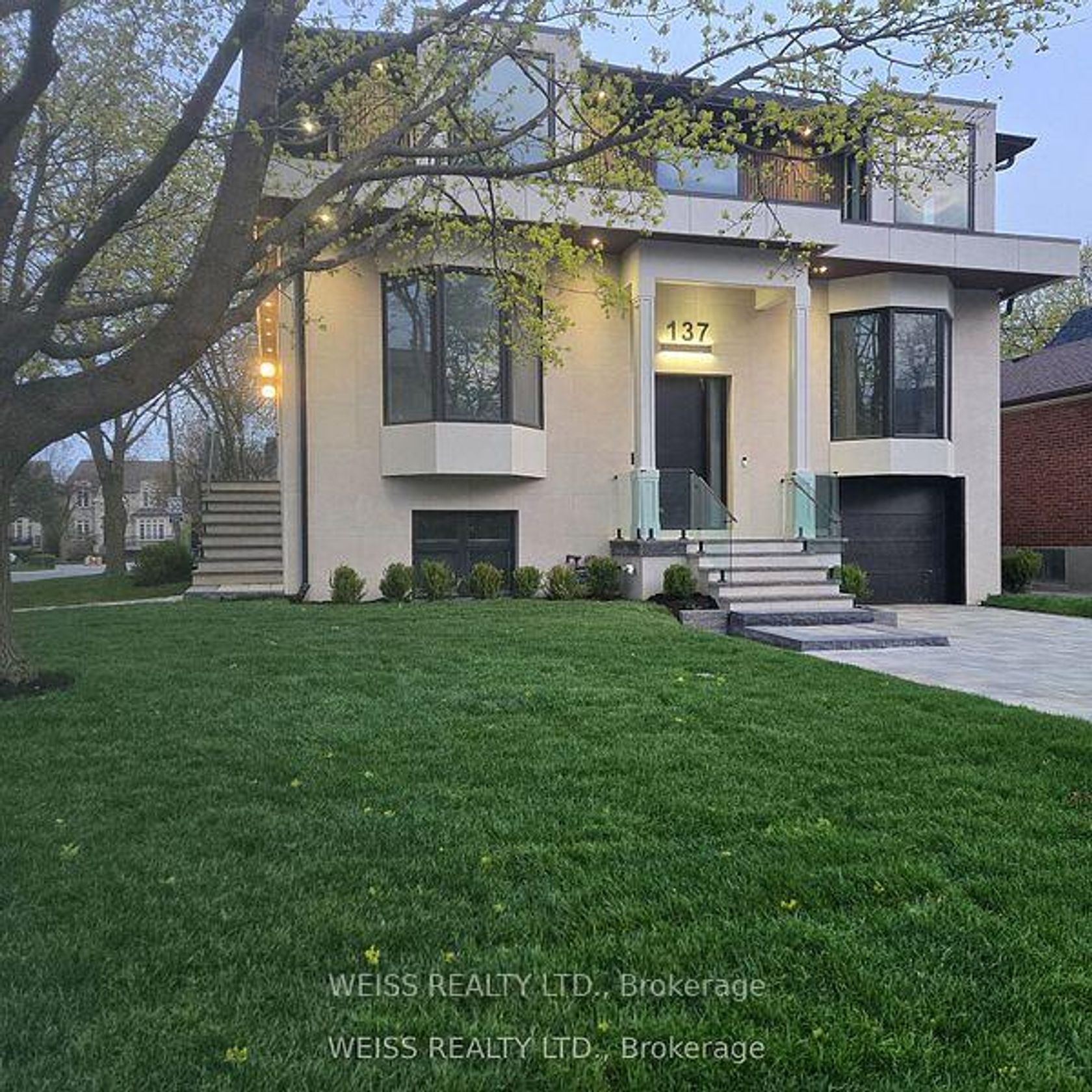 137 Bannockburn Avenue, Nortown, Toronto 