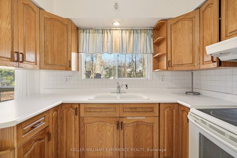 Photo 14 at 48 Cundles Road E, Cundles East, Barrie