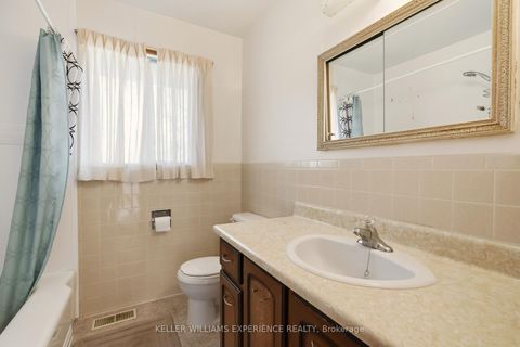 Photo 25 at 48 Cundles Road E, Cundles East, Barrie