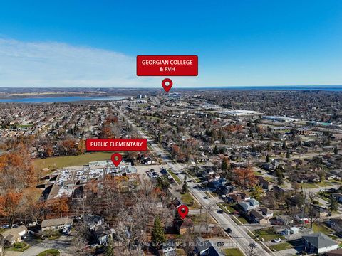 Photo 40 at 48 Cundles Road E, Cundles East, Barrie