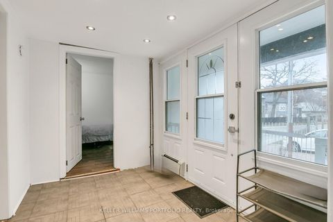 Photo 7 at 80 Long Branch Avenue, Long Branch, Toronto