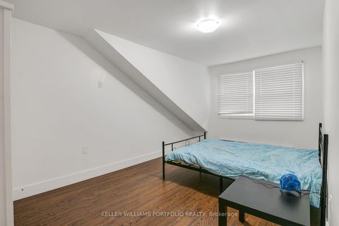 Photo 24 at 80 Long Branch Avenue, Long Branch, Toronto