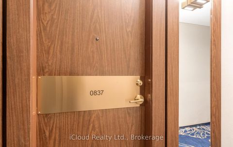 Photo 5 at 837 - 33 Harbour Square, Waterfront Communities C1, Toronto