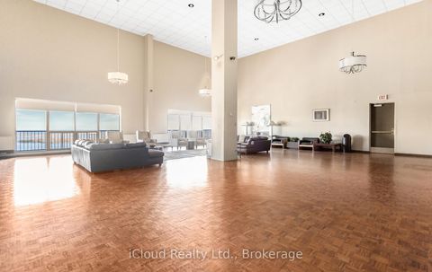 Photo 33 at 837 - 33 Harbour Square, Waterfront Communities C1, Toronto