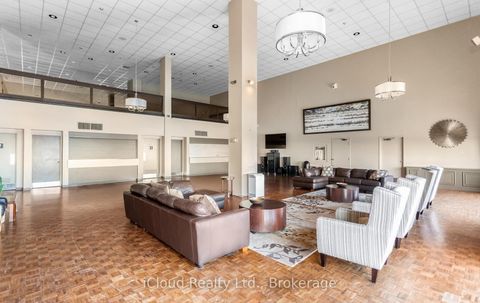 Photo 34 at 837 - 33 Harbour Square, Waterfront Communities C1, Toronto