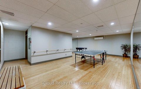 Photo 36 at 837 - 33 Harbour Square, Waterfront Communities C1, Toronto