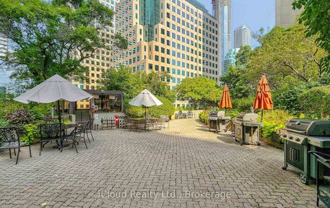 Photo 42 at 837 - 33 Harbour Square, Waterfront Communities C1, Toronto