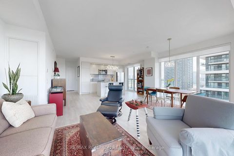 Photo 5 at 1432 - 20 Inn On The Park Drive, Don Mills, Toronto