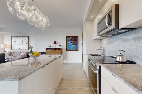 Photo 11 at 1432 - 20 Inn On The Park Drive, Don Mills, Toronto