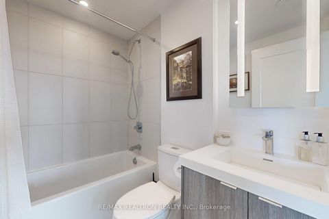 Photo 15 at 1432 - 20 Inn On The Park Drive, Don Mills, Toronto