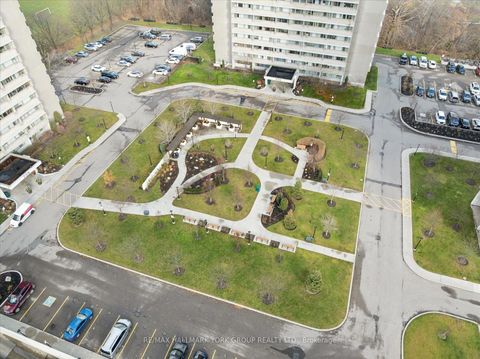 Photo 39 at 103 - 715 Don Mills Road, Flemingdon Park, Toronto