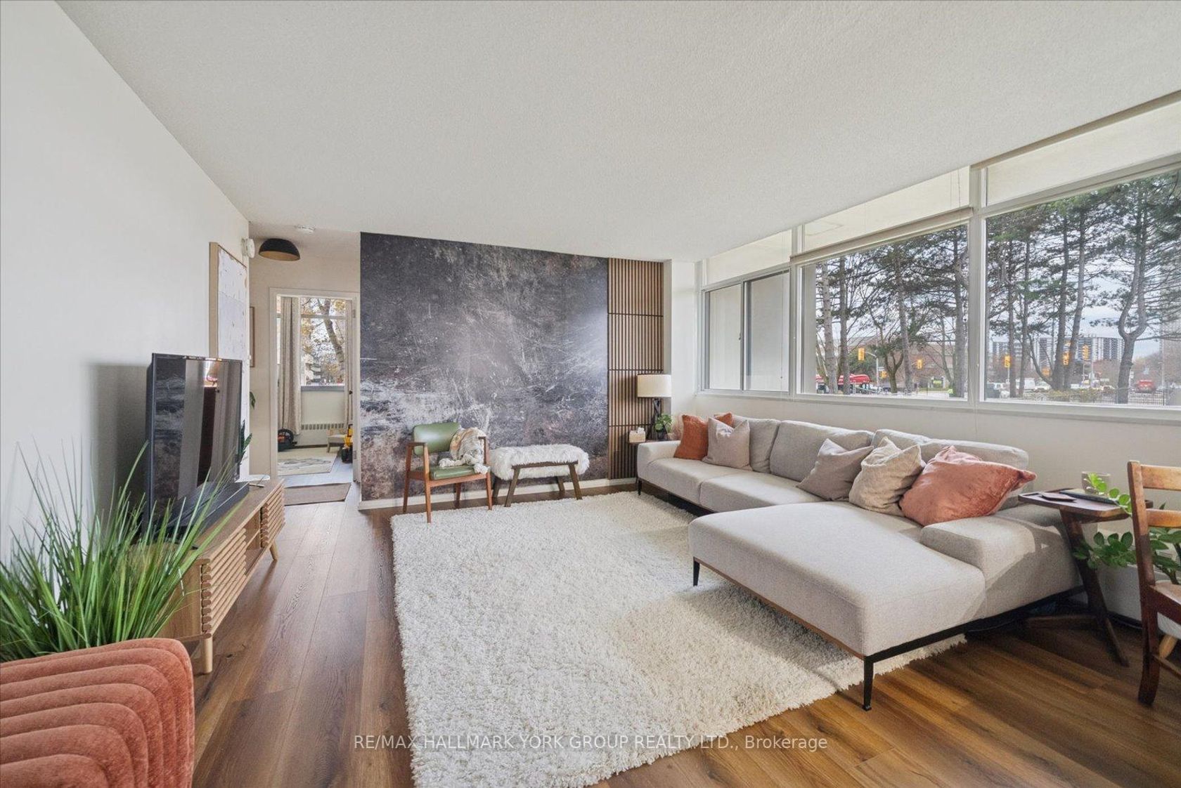 103 - 715 Don Mills Road, Flemingdon Park, Toronto 