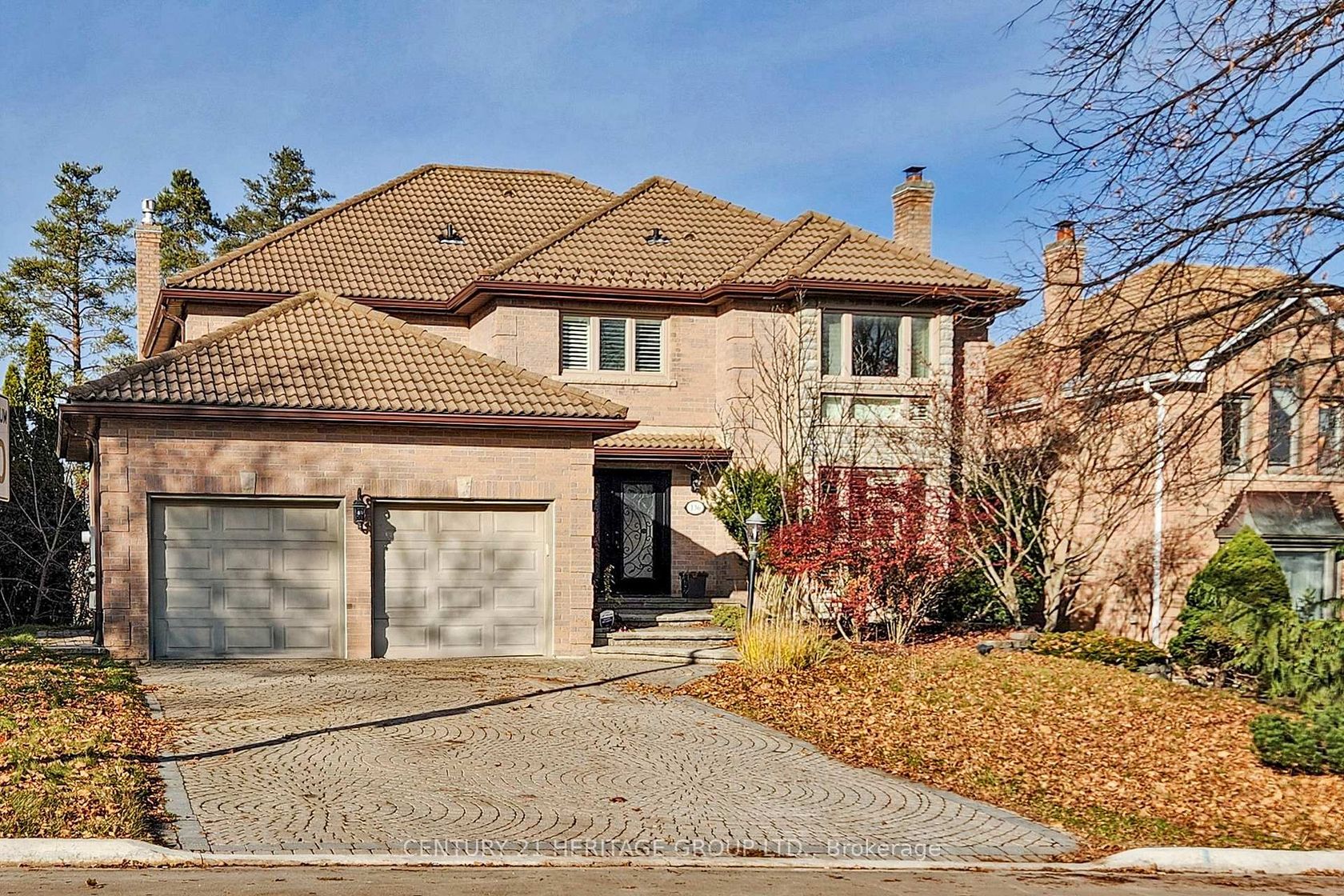 136 Cranberry Lane, Aurora Highlands, Aurora photo number 2