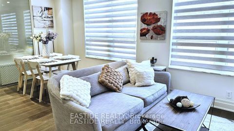 Photo 11 at 303 - 68 Yorkville Avenue, Annex, Toronto