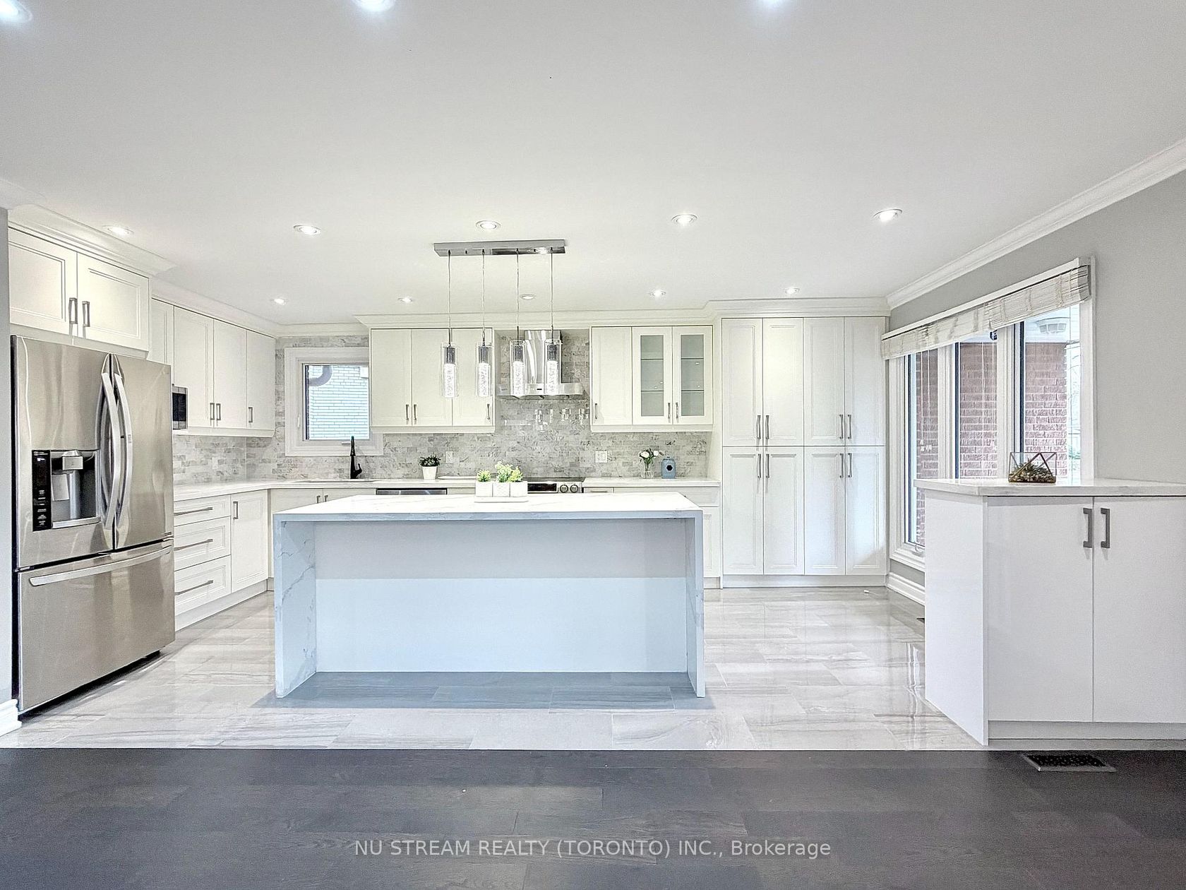 3 Mosedale Crescent, Don Valley Village, Toronto 